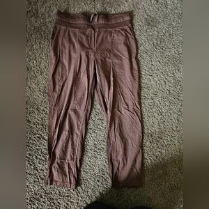 Brown/Red Lululemon Dance Studio Crop